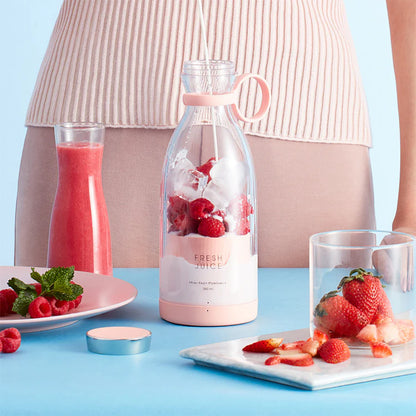 Sippin' On-TheMove™ - Portable Smoothie Blender